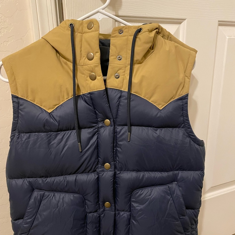 Patagonia women’s bivy hooded vest